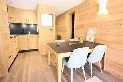 Image de T3 rénové tout confort 2 chambres grande terrasse ensoleillée, Planay
