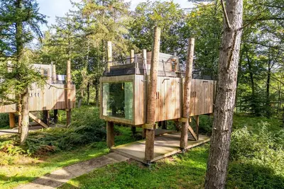 Image de Escapade douillette dans les bois par Belvilla