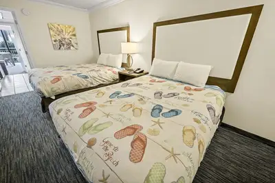 Image de Heated pools and direct oceanfront at Coral Beach