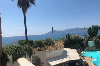 Image de Appartement Vue Mer avec piscine. Proche plage - Balcon 15m2! ! ! !