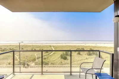 Image de Sand & Sea (306 308) - 2x Luxury Oceanfront condos