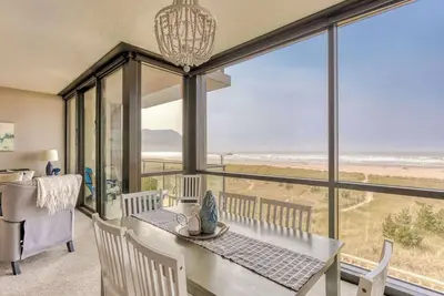 Image de Sand & Sea (308) Just Enuf - Lux Beachfront Condo