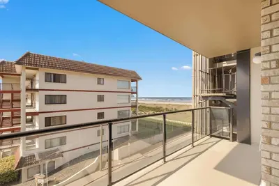 Image de Sand & Sea (310) Driftwood - Oceanfront Pet Friendly