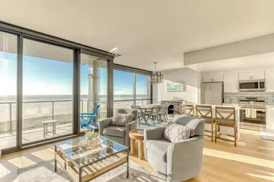 Image de Sand & Sea (508) Salt Life - Lux Beachfront w Pool