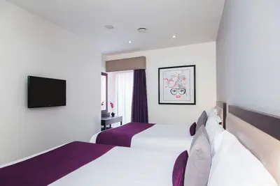 Image de Two-Bedroom Super Luxe Apartment 8 (Sleeps 10)