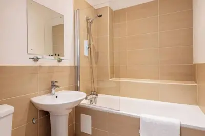 Image de Strathmore House Apartments; Four Bedroom Apt