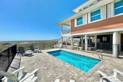 Image de Sea Vous Play, Beachfront, Private Pool, Pet Friendly, 3 Bedrooms