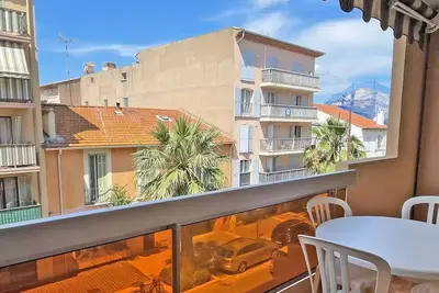 Image de Appartement T2 - 4 personnes - Climatisation - Centre Ville et Plage à pied - Garage - Sainte Maxime - Classé 2*