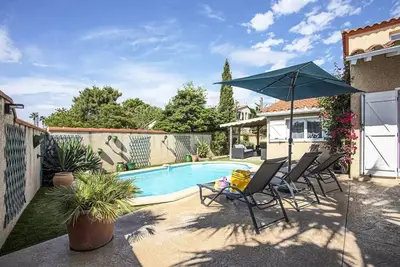 Image de Villa climatisée T5 avec piscine privée proche plage et commerces