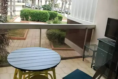 Image de Charmant studio à 20 m de la plage, terrasse et ascenseur- 2beazur99