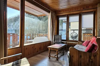 Image de Chalet mitoyen de 9 personnes, grand balcon vue magnifique et proximité station de ski