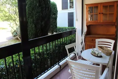 Image de Appartement T2 avec terrasse et parking Ă 400 m du Port - 4rs207