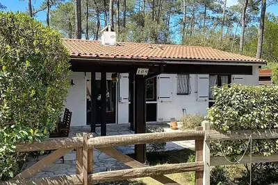Image de Maison 3 chambres pour 6 personnes au sein d'une résidence avec piscine et tennis à Lacanau océan