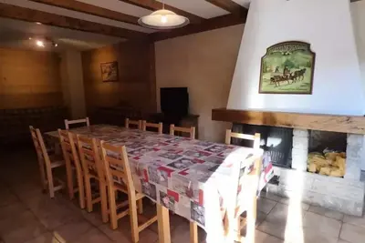 Image de Geräumige und helle Wohnung ideal für 11 Personen.