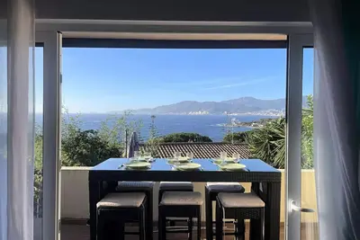 Image de Haus 4 Zimmer 6 Betten Porticcio