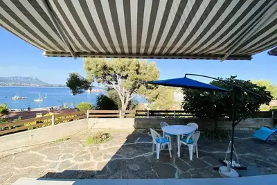 Image de Location pleine vue mer, Ă 300 m de la plage et du port, Wifi, barbecue. . .