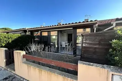 Image de Gemütliches Wohnhaus mit Terrasse und Parkplatz 4am21