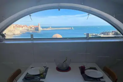 Image de 3conv48- Charming T2 mit herrlichem Blick auf Collioure Strand