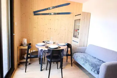 Image de Rechtssache Der Express Cremaille - T2 - Balcony