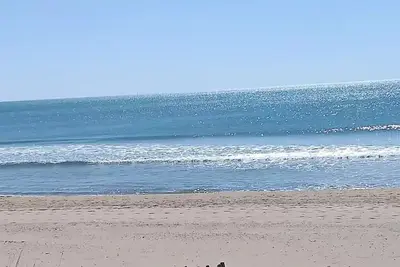Image de Appartement dans résidence en accès direct à la plage
