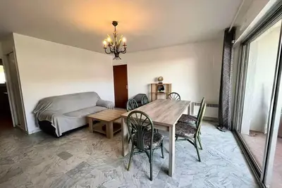 Image de Apartment 4 Teile FĂśR 6 Zweiterbildungen