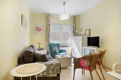 Image de Appartement 'Piso Con Parking En El Edificio' avec Wi-Fi et climatisation