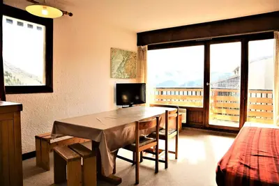 Image de Ferienwohnung 3 Zimmer Kabine 6 Betten am FuĂźe der Pisten - Auris en Oisans