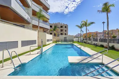 Image de Appartement 'Vacaciones En La Costa Del Sol A114' avec vue sur la mer, piscine et climatisation