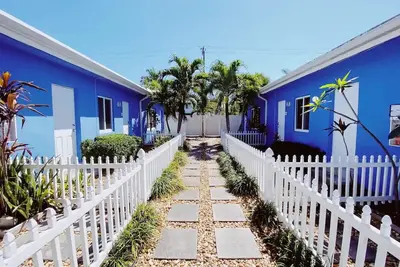 Image de Charming 1-Bedroom Apt w/ Pool Access in Victoria Park – Minutes from Las Olas