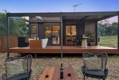 Image de Fully Sustainable Tiny Home In McLaren Vale