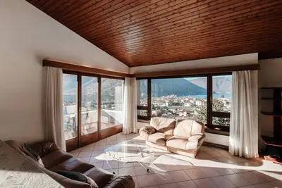Image de Appartement dans le Golfe de Melano (Miralago)