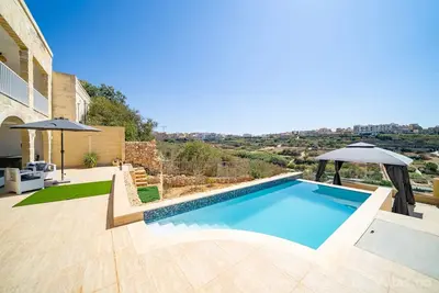 Image de This apartment is a 3 bedroom(s), 4 bathrooms, located in Xaghra, Gozo.