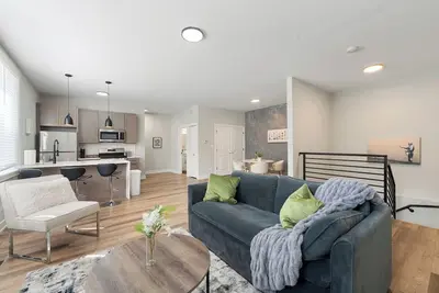 Image de 2 Bed & 3 Bath Chicago Condo