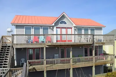 Image de Double U Seas - Oceanfront, Dog & Cat Friendly!