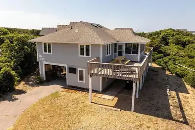 Image de Close to Beach with Pool, Spa - Perfect for Families!