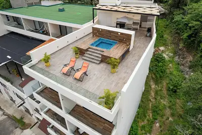 Image de Private Rooftop Terrace Plunge Pool