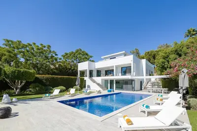 Image de Villa Sole in Quinta do Lago by LovelyStay
