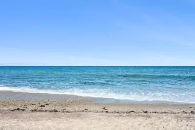 Image de Private Beach access 4 bedroom house in the beautiful Culloden neighborhood