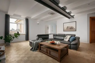 Image de Dot 3 bdr Apartment with Tyn Cathedral View & A/C