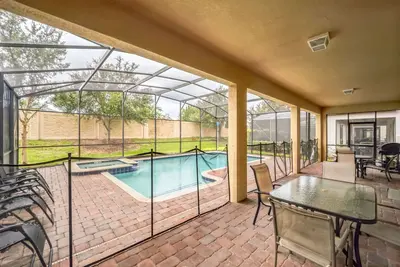 Image de Luxurious Villa w\/ Private Pool & Club Access by RedAwning