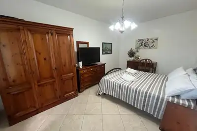 Image de House complete with 4 beds in the village of Satriano, 9km from Soverato