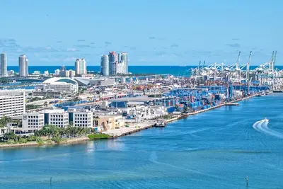 Image de Gorgeous Unit in the heart of Downtown Miami (2900)