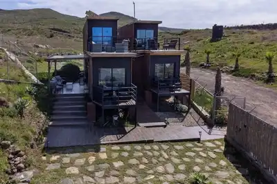 Villa con Vista al mar y las Montañas, Ubicada en Ruta de Senderismo