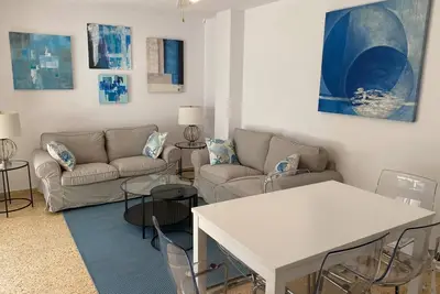 Image de Appartement '50m Beach - Voramar Area' avec terrasse privée, jardin privé et Wi-Fi