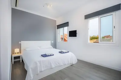 Chambre Triple Nº10 avec terrasse partagée, Wi-Fi et climatisation