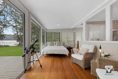 Image de MacMasters Beach Lake House | Stroll to beach