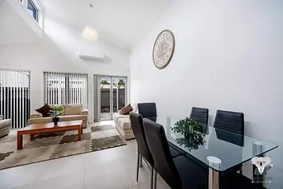 Image de KozyGuru | St Peters | Beautiful 3 Bedroom House