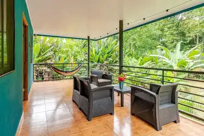 Image de Jungle Perch Apartment w/Ac, Fiber Optic Internet &\nGarden full of Wildlife