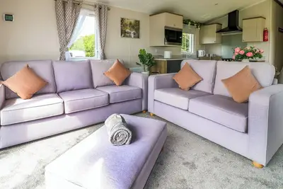 Image de Swan Lodge, family friendly, with hot tub in Coalville