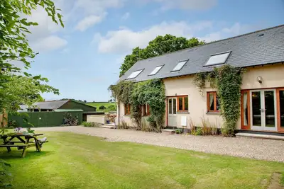 Image de Long Meadow Barn - sleeps 7 guests in 4 bedrooms
